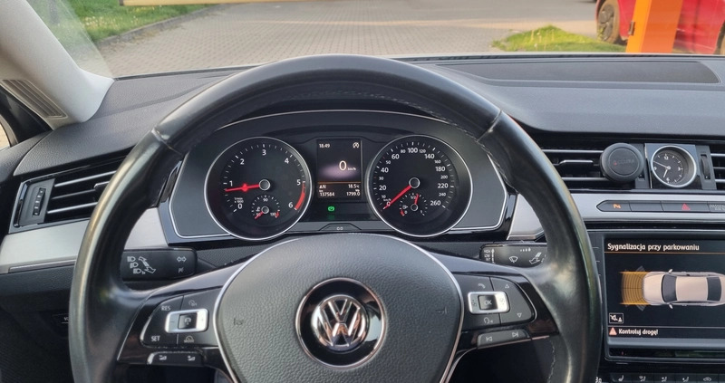 Volkswagen Passat cena 75900 przebieg: 137584, rok produkcji 2016 z Nowa Ruda małe 154